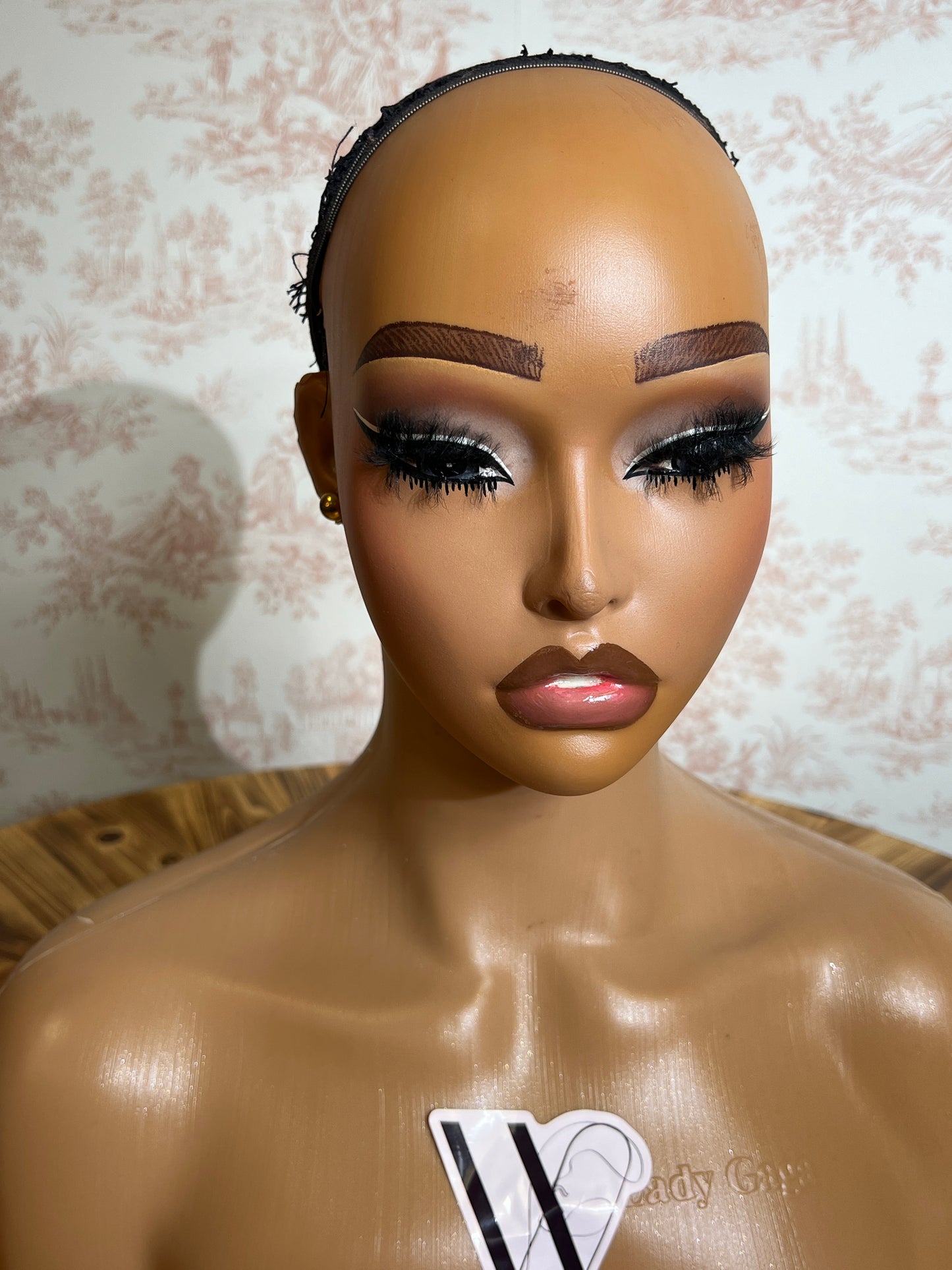 Affordable Plastic Head & Shoulder Mannequin